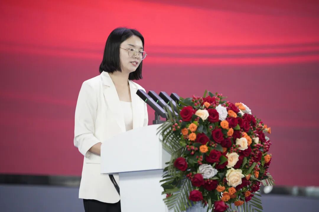 他们躬耕教坛，他们闪耀行业！贵工商教师节致敬师者，携手校友共谋发展
