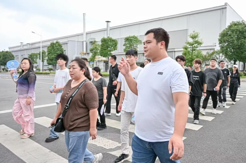 新生第一课！我来到了未来工作的地方
