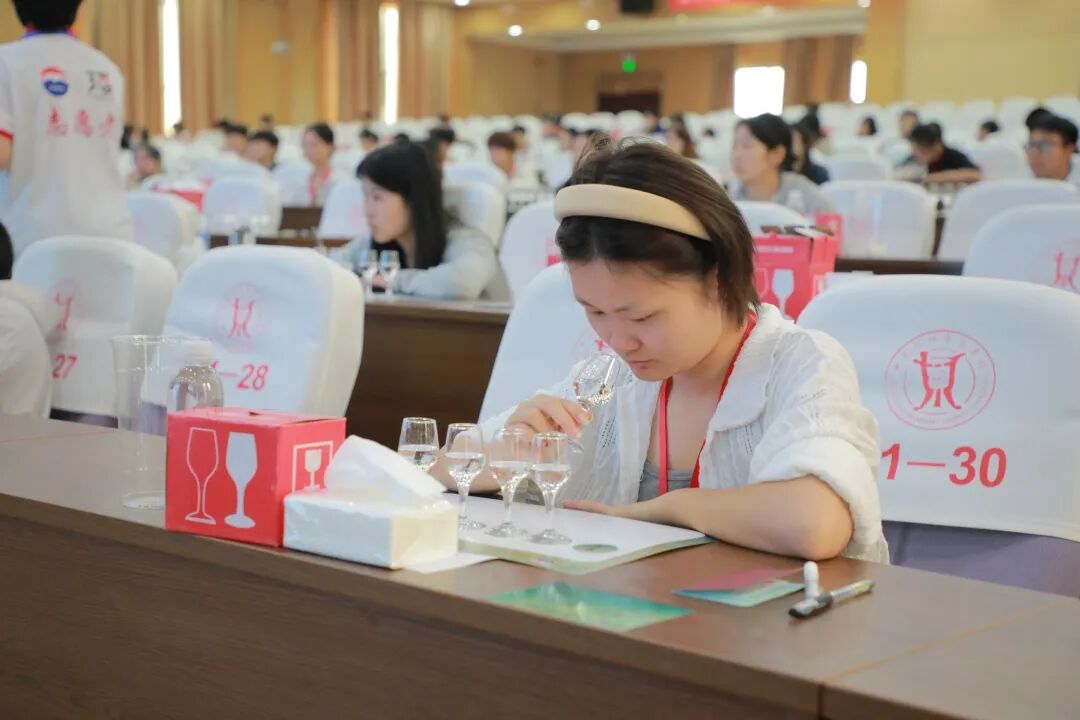 2025年“汉酱杯”第六届全国大学生品酒技能大赛贵州省选拔赛完赛