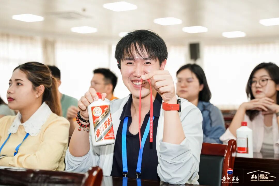 Amazing GuiZhou Amazing Moutai 42位国际媒体嘉宾走进茅台