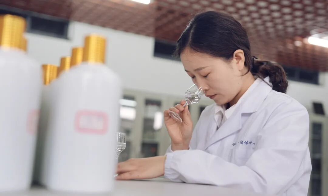 珍酒赵翠梅获第一，“贵州省第二届职工职业技能大赛”榜单揭晓