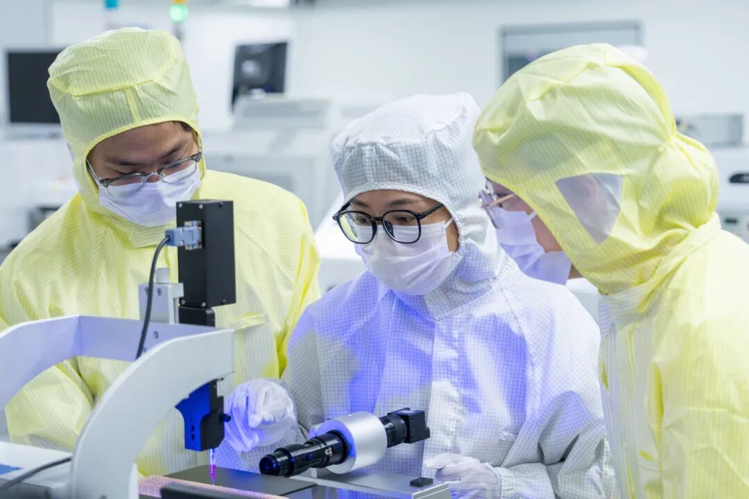 破解集成电路人才瓶颈，上海建桥学院将真实产线引入校园