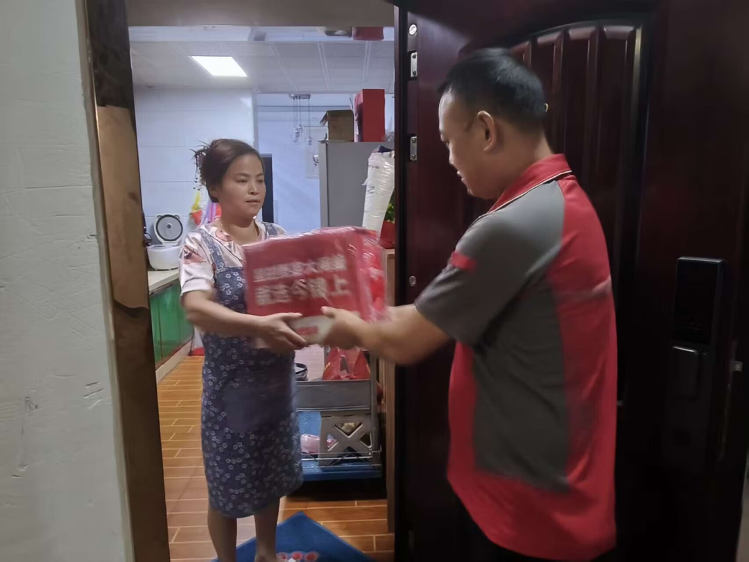 大闸蟹再添空中运输通道！京东物流在川完成干支线低空物流测试飞行