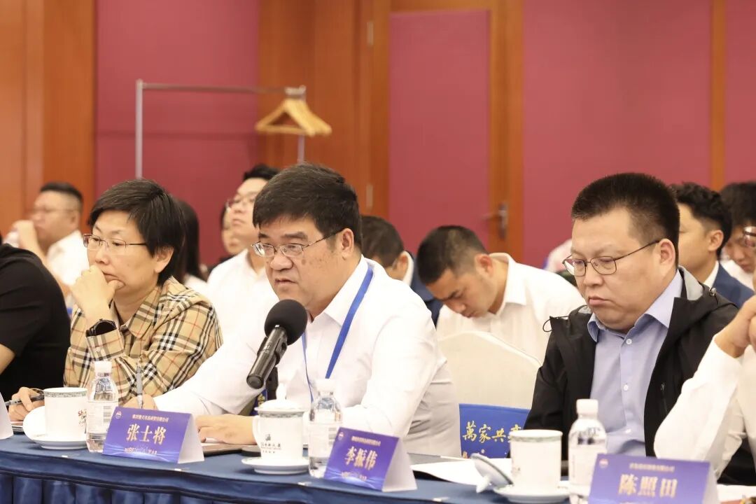 茅台酱香系列酒市场营销座谈会在青岛召开
