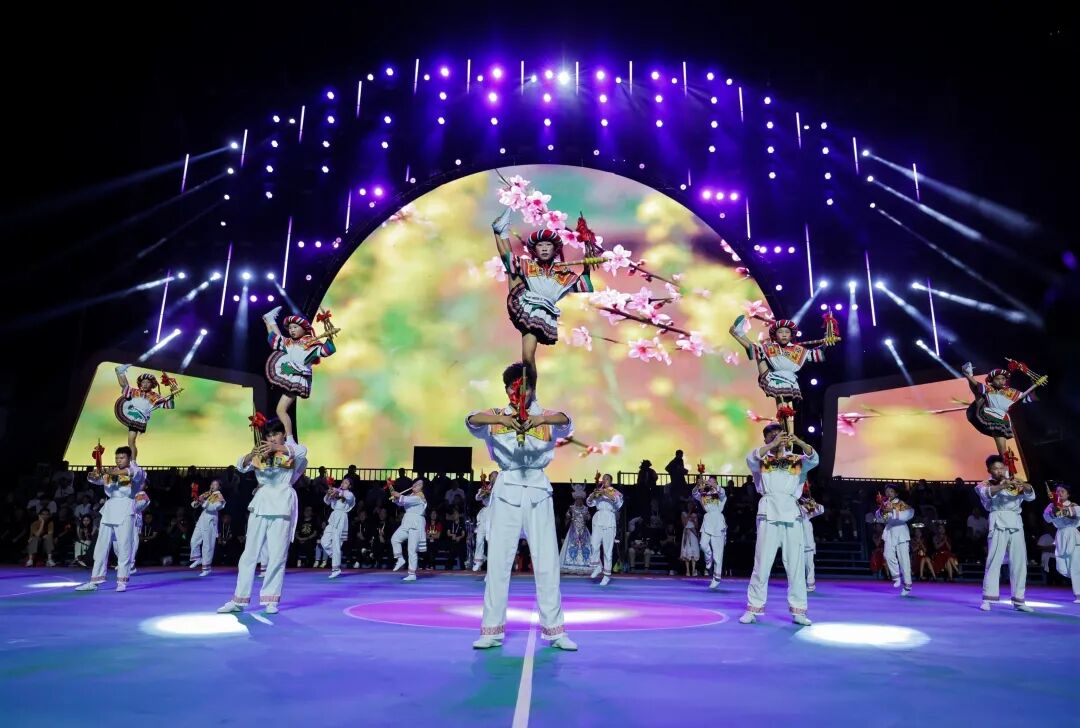 福建晋江夺冠！大地流彩·2025年全国和美乡村篮球大赛（村BA）总决赛在贵州台江圆满收官