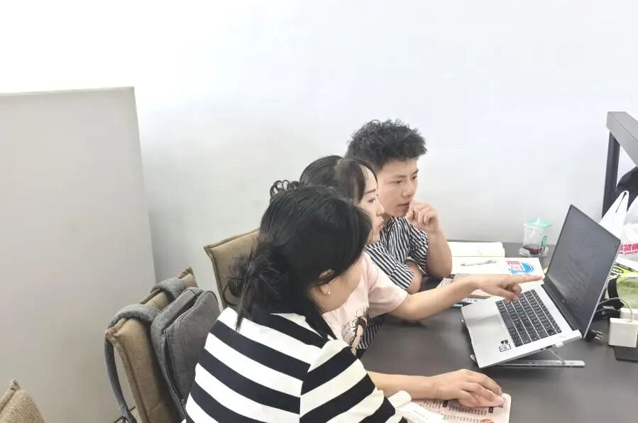 狂揽四项大奖！看贵工商实现“全省唯一”背后的硬核实力！