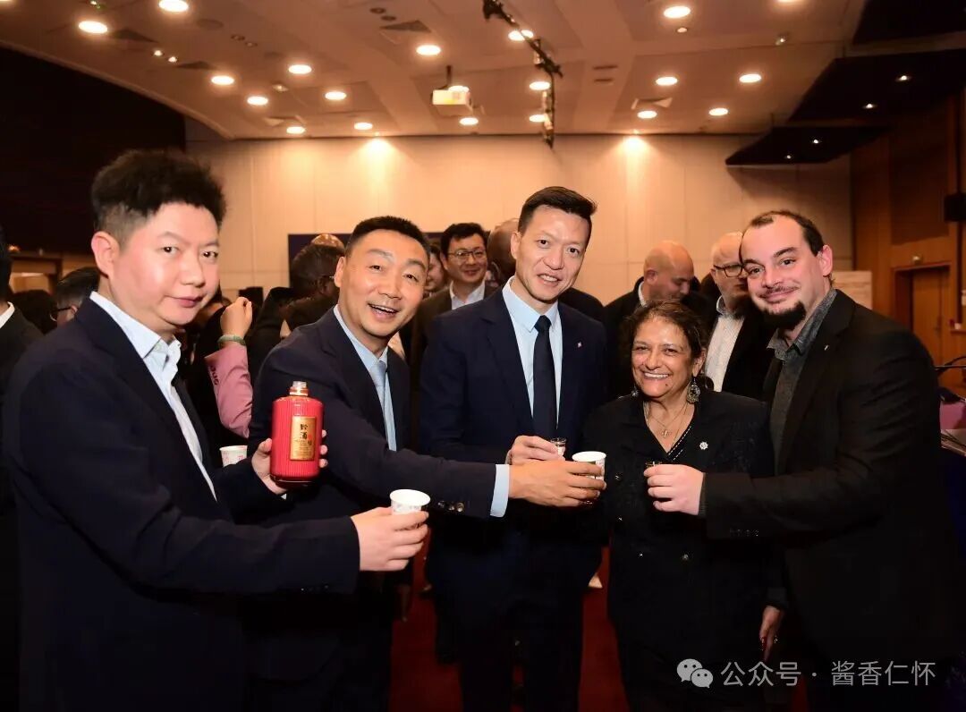 世界酱香白酒核心产区(贵州・仁怀)酱香美酒推介会在法国巴黎举行 世界酱香白酒核心产区(贵州・仁怀)酱香美酒推介会在法国巴黎举行