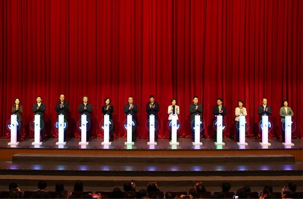 2025长江文化节在江苏张家港开幕