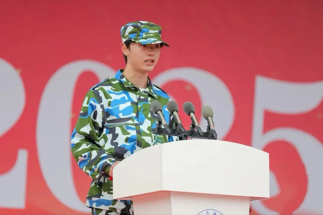 军训总结大会|来看看被官媒转发的军训到底有什么不一样! 军训总结大会|来看看被官媒转发的军训到底有什么不一样!