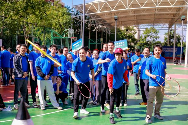 2025年临港新片区职工趣味运动会顺利举办 2025年临港新片区职工趣味运动会顺利举办