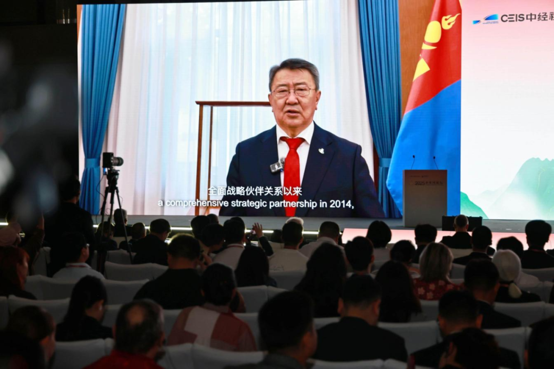 天地位育——首届赤水河论坛在茅台举行 天地位育——首届赤水河论坛在茅台举行