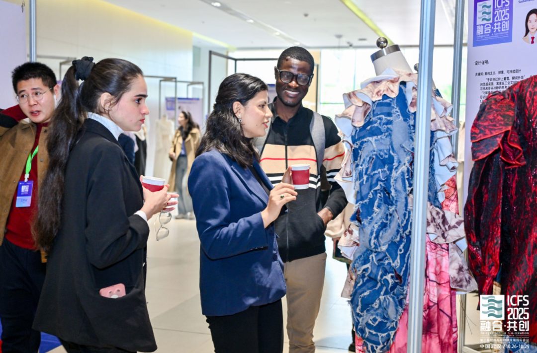 黔东南民族文化展演精彩亮相第三届时尚与可持续发展国际会议 黔东南民族文化展演精彩亮相第三届时尚与可持续发展国际会议