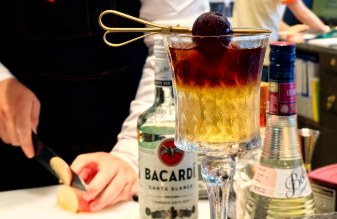 打卡“搭子文化”新地标！在千山和悦里酿一杯“贵州味道”