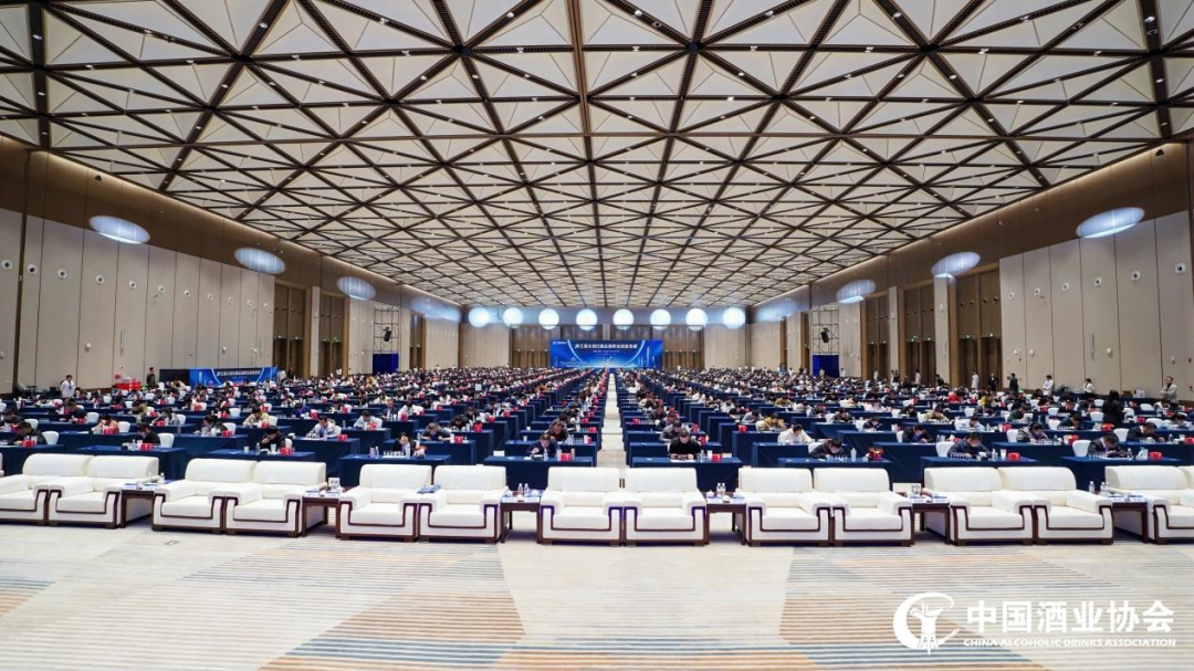 喜报!茅台集团在第五届全国白酒品酒职业技能竞赛总决赛中喜获佳绩 喜报!茅台集团在第五届全国白酒品酒职业技能竞赛总决赛中喜获佳绩