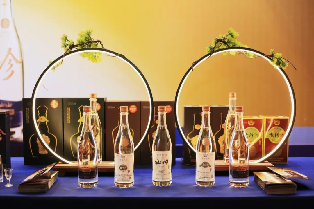 吴向东出席大连市湖南商会十周年庆典并作主旨演讲 吴向东出席大连市湖南商会十周年庆典并作主旨演讲