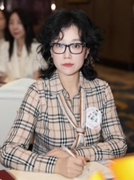 茱丽娅——以《道德经》为魂，为创业者生根续脉