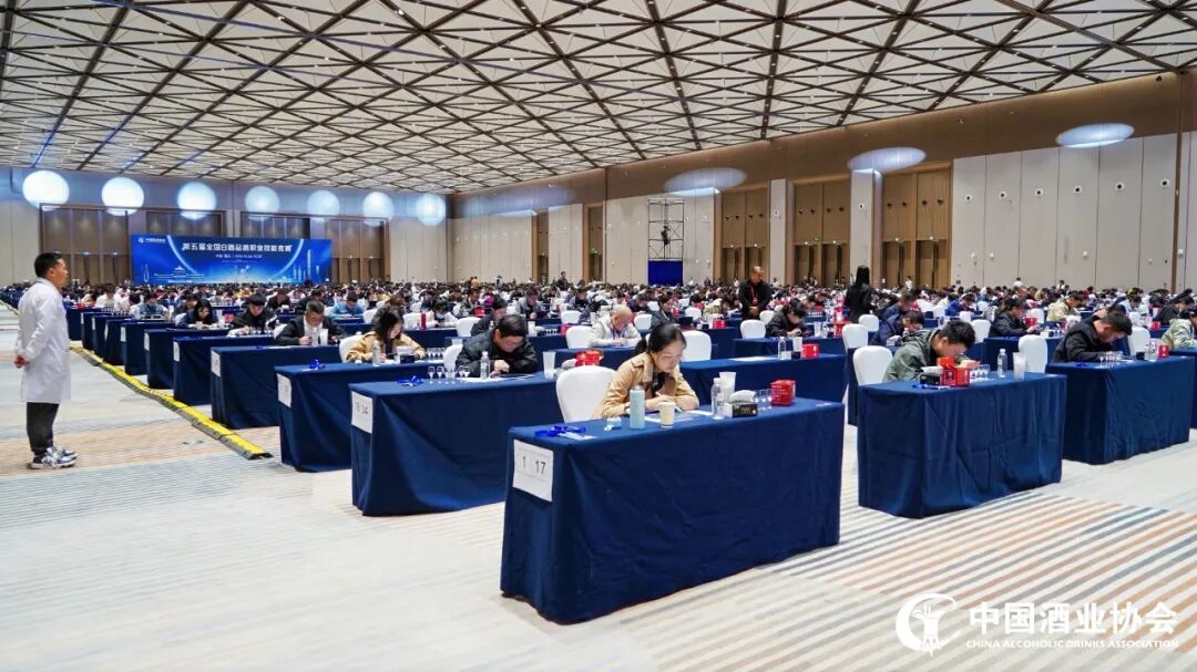 最高全国第二名！珍酒李渡集团8人获聘中国酒业协会2025届国家级白酒评委