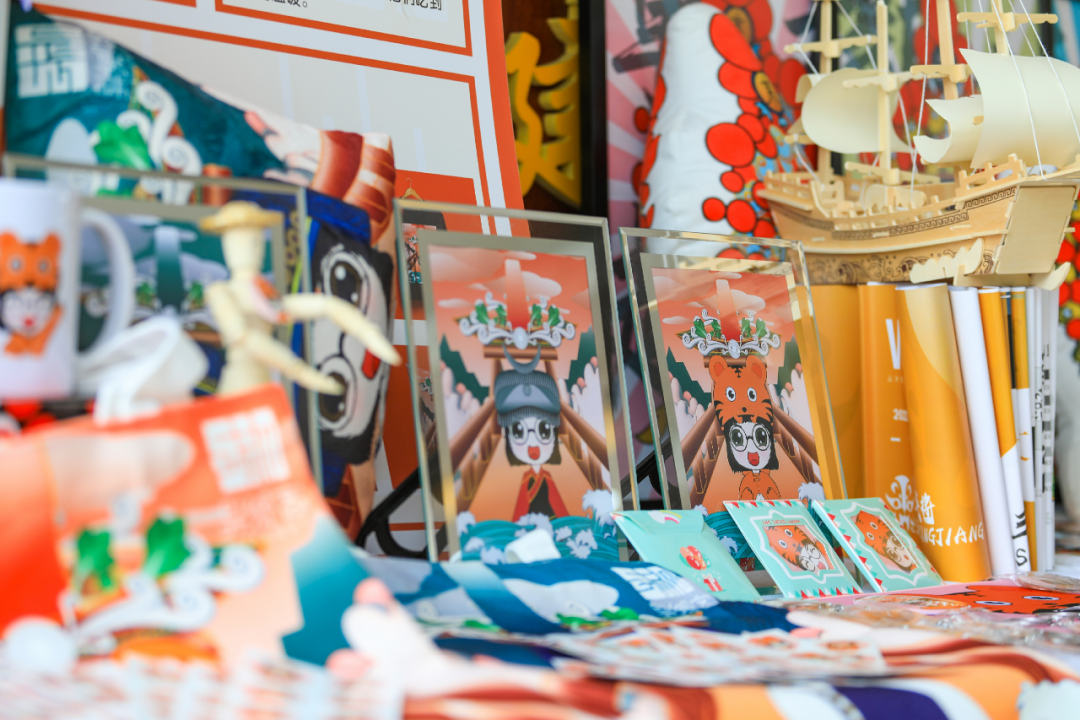 篮球燃激情・人文暖校园・美食赴盛宴!解锁大学校园开放日新玩法! 篮球燃激情・人文暖校园・美食赴盛宴!解锁大学校园开放日新玩法!