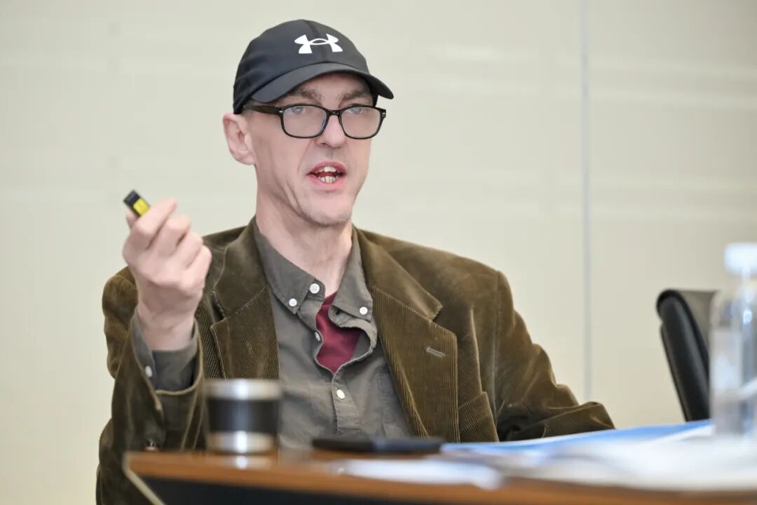 近60位顶尖学者齐聚珍酒论道!第八届“酒与哲学”学术论坛举行 近60位顶尖学者齐聚珍酒论道!第八届“酒与哲学”学术论坛举行