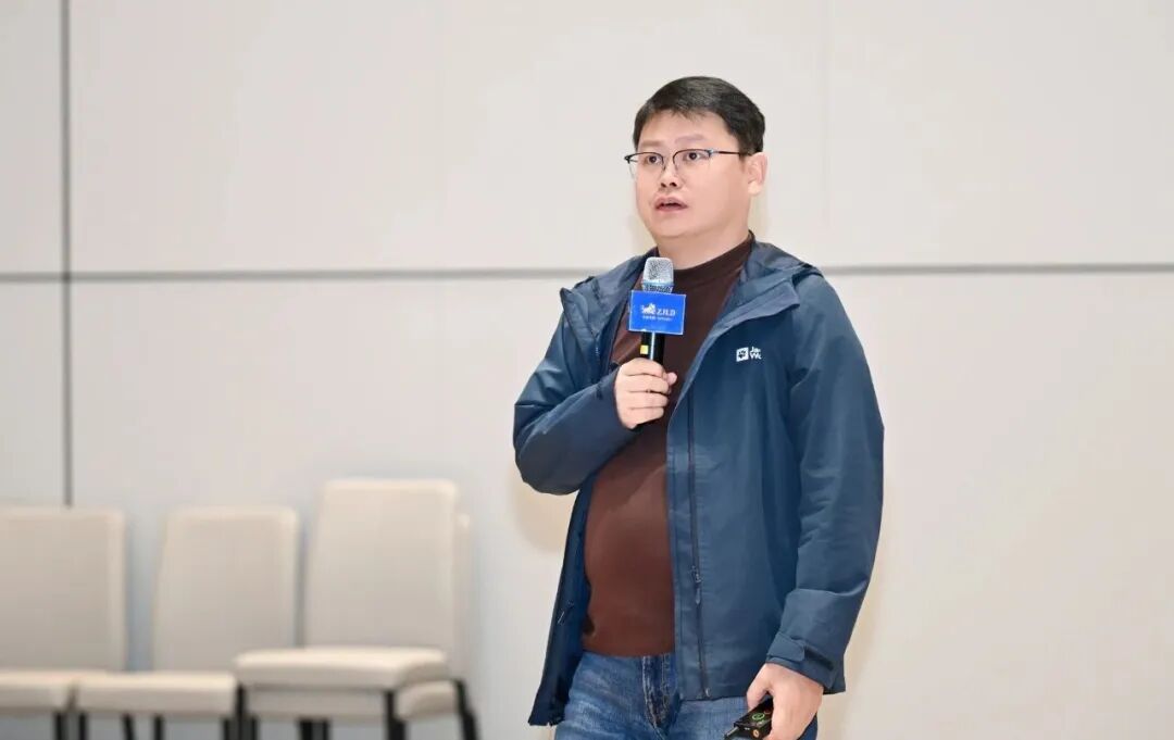 近60位顶尖学者齐聚珍酒论道!第八届“酒与哲学”学术论坛举行 近60位顶尖学者齐聚珍酒论道!第八届“酒与哲学”学术论坛举行