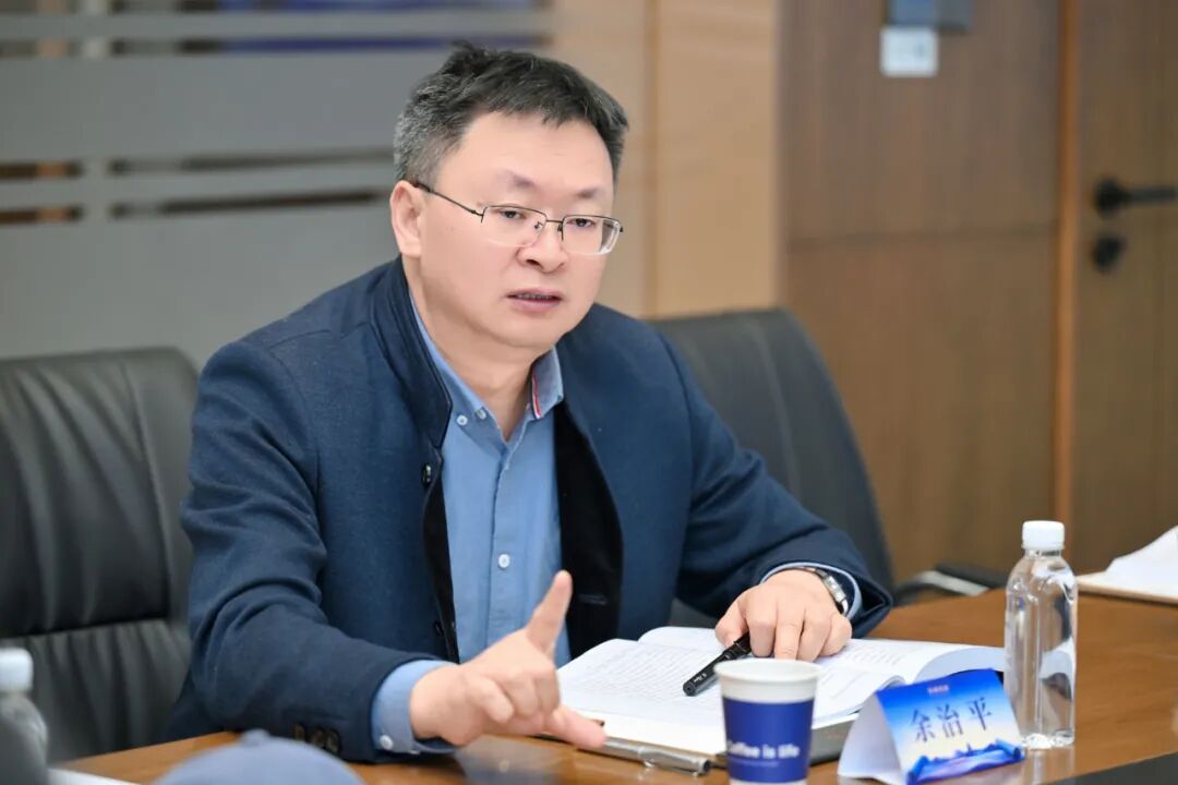 近60位顶尖学者齐聚珍酒论道!第八届“酒与哲学”学术论坛举行 近60位顶尖学者齐聚珍酒论道!第八届“酒与哲学”学术论坛举行