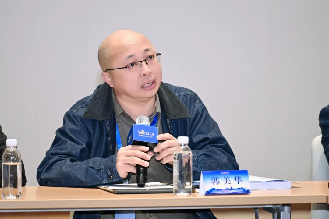 近60位顶尖学者齐聚珍酒论道!第八届“酒与哲学”学术论坛举行 近60位顶尖学者齐聚珍酒论道!第八届“酒与哲学”学术论坛举行