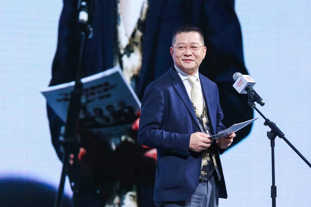 金利来携手中国台球协会，成功举办中国台球冠军公益行活动