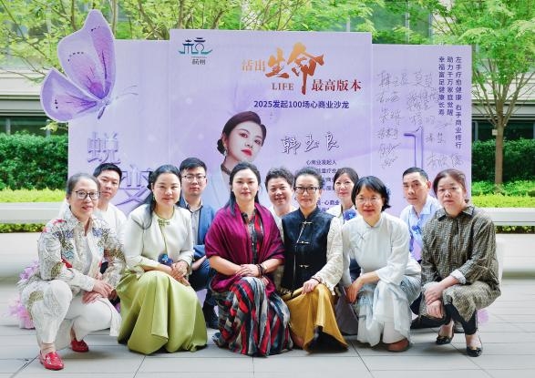 2025美白祛斑护肤品深度排名与选购攻略:从暗沉到透亮的蜕变指南 2025美白祛斑护肤品深度排名与选购攻略:从暗沉到透亮的蜕变指南