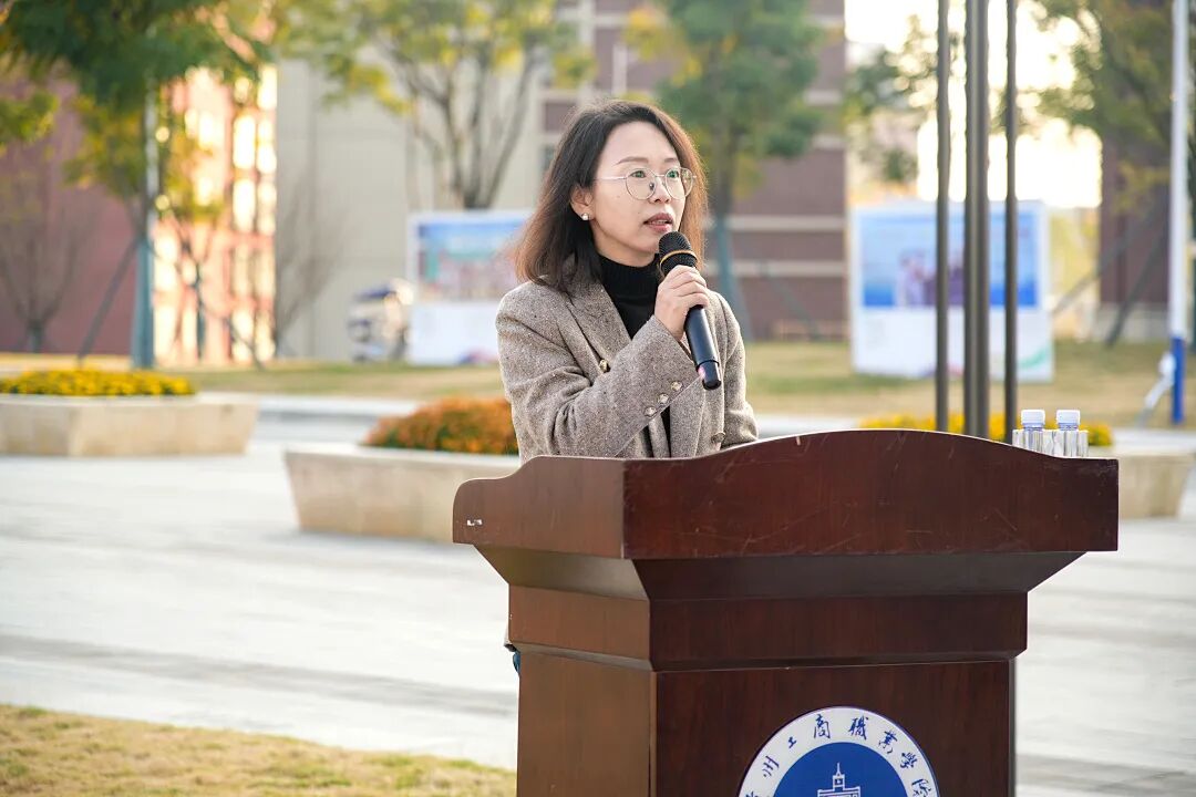 国企安保标杆进驻贵州工商职业学院!省级安全文明校园守护再升级 国企安保标杆进驻贵州工商职业学院!省级安全文明校园守护再升级