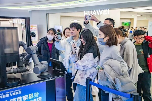30万客流、900万订单额见证科技破圈 ROBOT MALL合生汇快闪店圆满收官 30万客流、900万订单额见证科技破圈 ROBOT MALL合生汇快闪店圆满收官