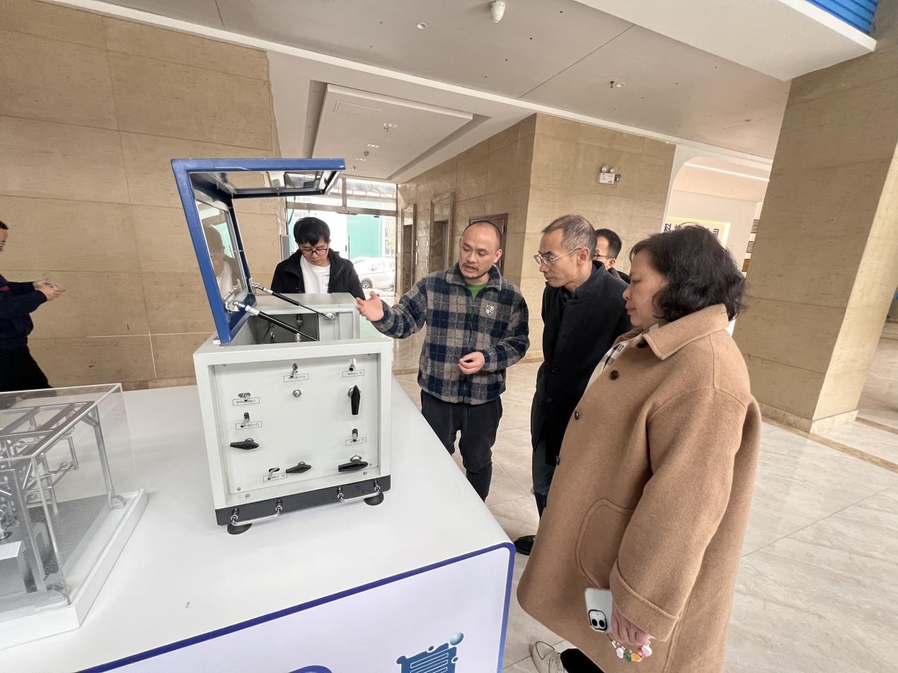 贵阳经开区“人才引领·科技成果转化”活动圆满举行，专家走访企业促转化