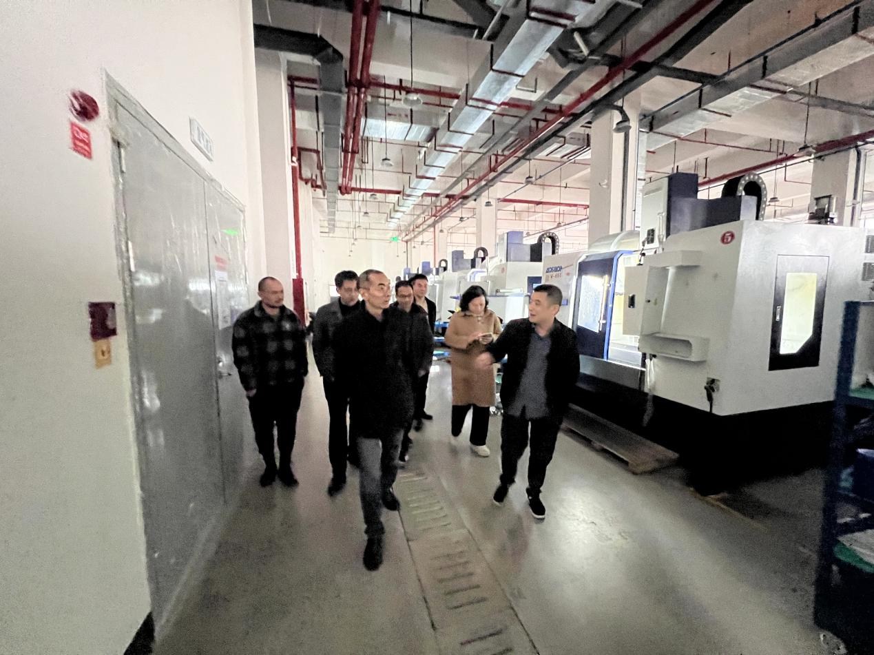 贵阳经开区“人才引领·科技成果转化”活动圆满举行，专家走访企业促转化