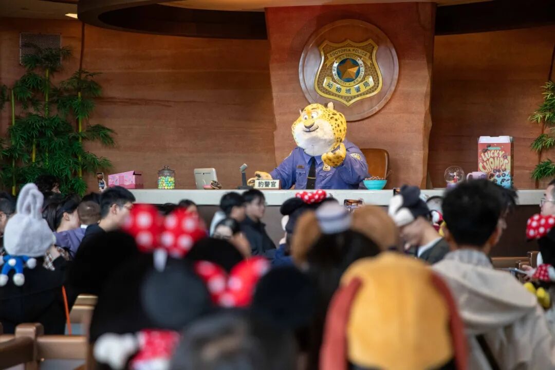 “疯狂动物城”开幕两周年持续焕新，双倍精彩再掀沉浸式体验热潮