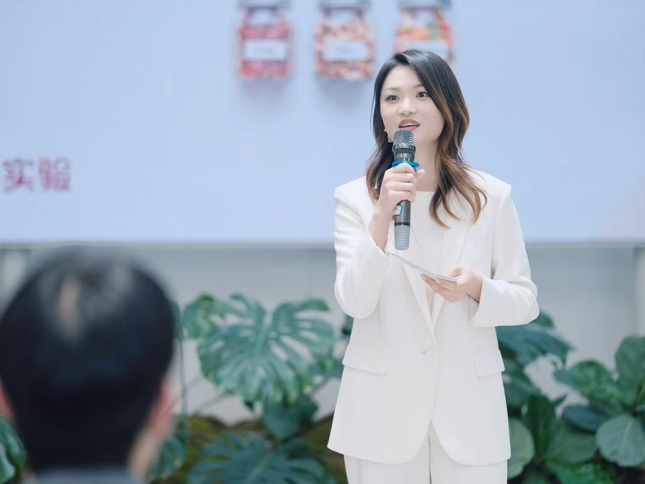 以科学铸就品质,以风味传递美学——味蕾实验TASTELAB品牌首秀惊艳亮相 以科学铸就品质,以风味传递美学——味蕾实验TASTELAB品牌首秀惊艳亮相