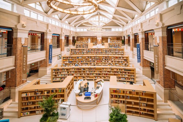 科技赋能，慧育未来 | 华师希平双语学校荣膺2025年度厦门市四星级智慧校园