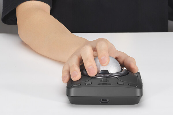 专为创意专业人士打造:肯辛通官宣开售旗舰级轨迹球Expert Mouse™ TB800 专为创意专业人士打造:肯辛通官宣开售旗舰级轨迹球Expert Mouse™ TB800