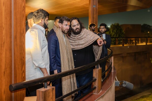 莱昂内尔•梅西（ Lionel Messi ）参观万塔拉（ Vantara ） ，体验印度神圣的印度传统和野生动物保护计划的难忘体验