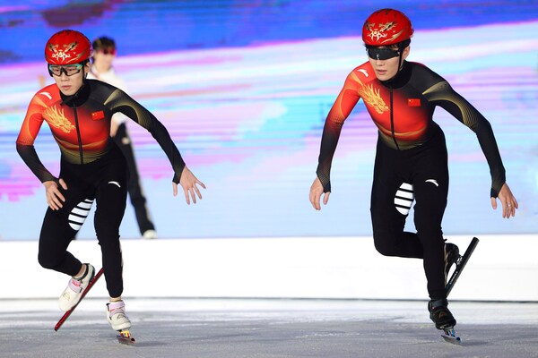 2026中国冬季项目十支国家队比赛装备发布  安踏创新科技助力中国健儿出征米兰