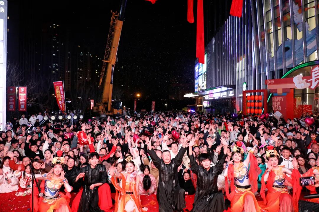 火爆!观山湖区元旦狂揽6.95亿元销售额 火爆!观山湖区元旦狂揽6.95亿元销售额