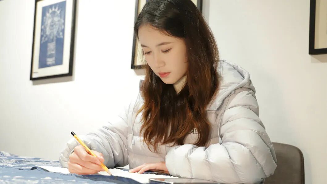 青春・榜 YOUNG | 黄德蓉：以蓝白匠心承非遗文脉，用青春锐气绘振兴新篇