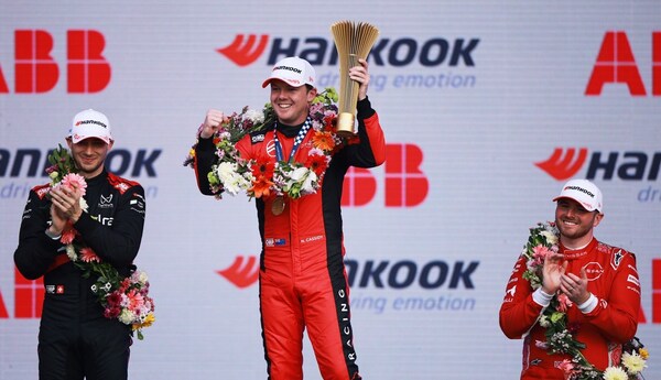 尼克•卡西迪在FE电动方程式第150场比赛的2026墨西哥城站为雪铁龙车队赢得首胜