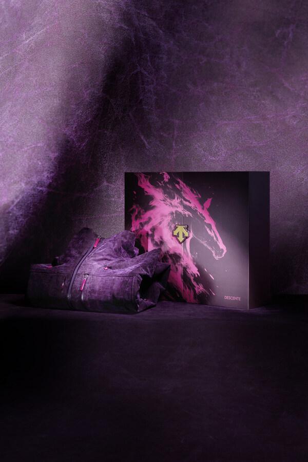 紫气东来，策马新程 | 迪桑特推出RWSB STYLE马年限定机能夹克