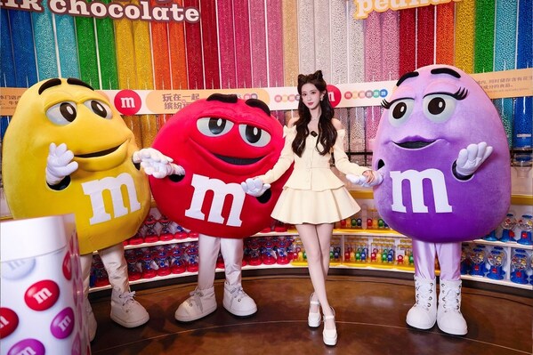 玛氏M&M'S® 迪士尼小镇店启幕，上海成为全球唯一"双店城市"