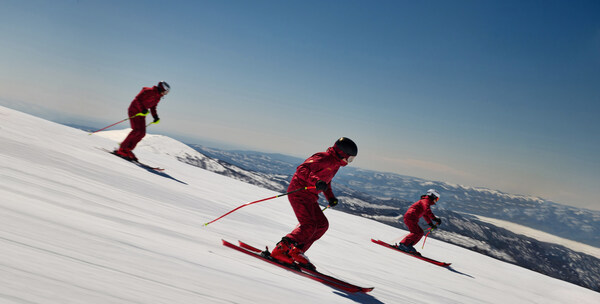 巅峰之约，并肩同行 | 迪桑特发布全新雪季国家队灵感系列