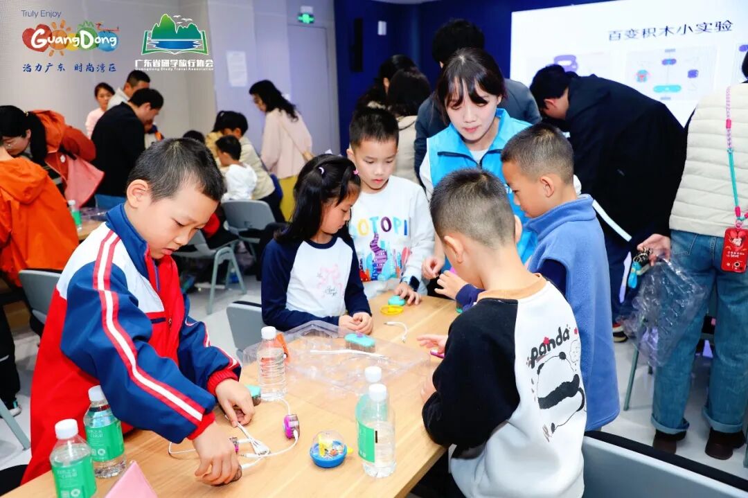 2026“寒假游学到广东”之“科创实践周”启动 青少年沉浸式解锁芯片“微观工程”