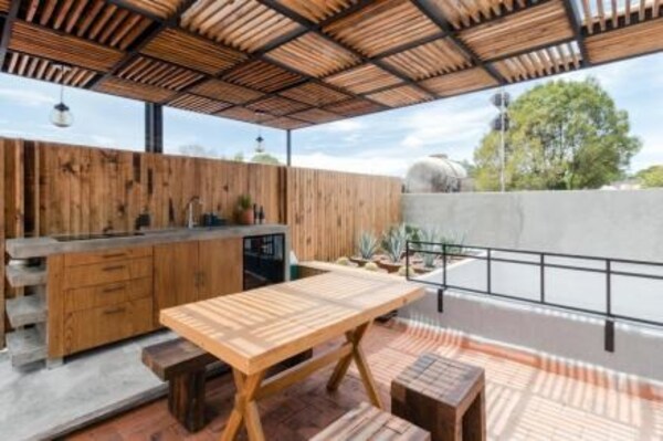 Airbnb爱彼迎发布《2026年FIFA世界杯™旅行趋势报告》