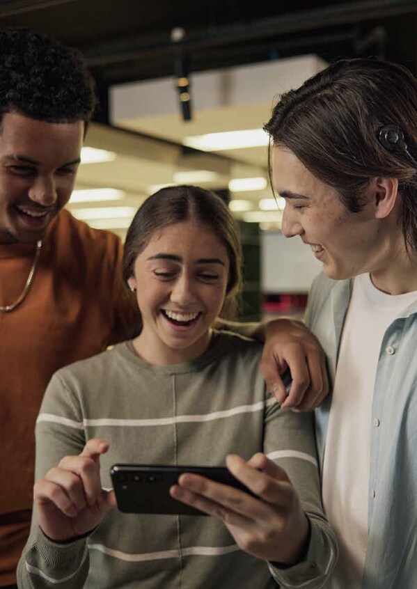 科利耳Nucleus™ 8声音处理器：听觉科技成就自信少年