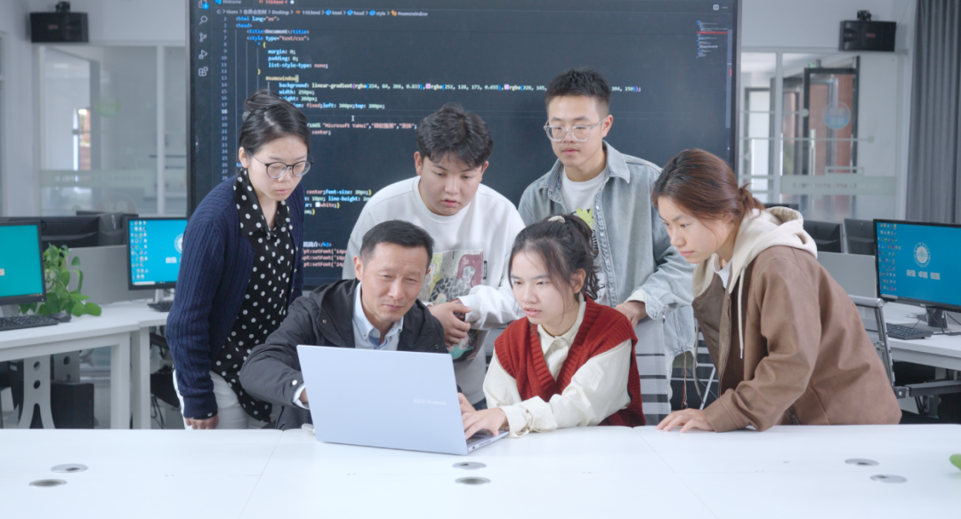 聚焦评价改革 彰显育人成效——贵州工商职业学院两项省级教育评价改革项目顺利通过验收