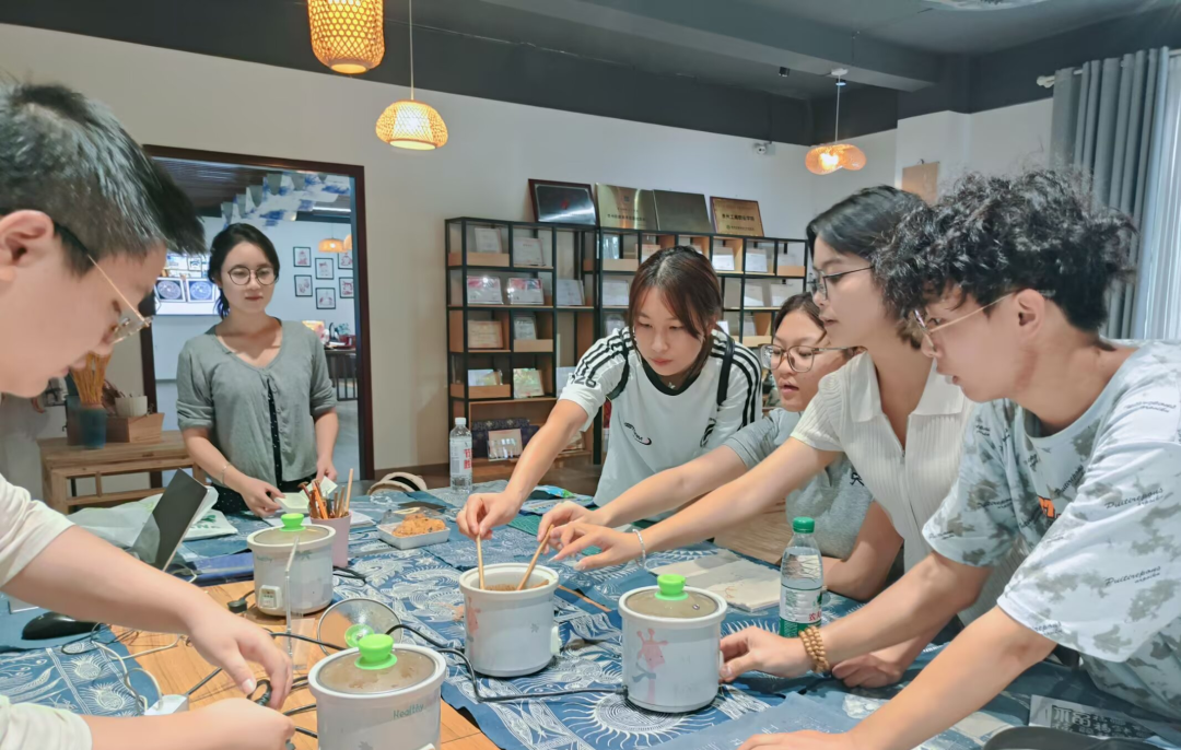 数字基因对话民族工艺｜贵州工商职业学院提案，何以从全省1848份中脱颖而出？