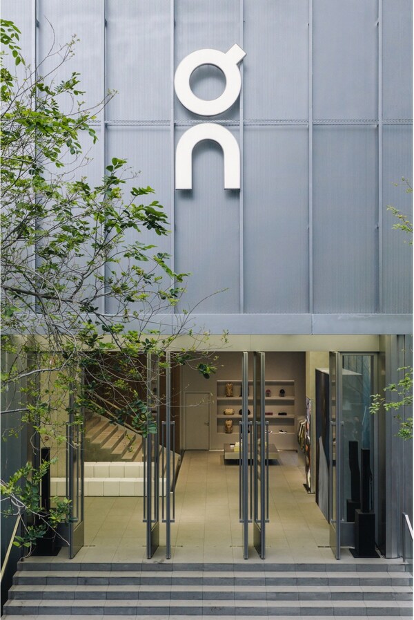 On昂跑中国最大旗舰店于深圳万象天地正式启幕